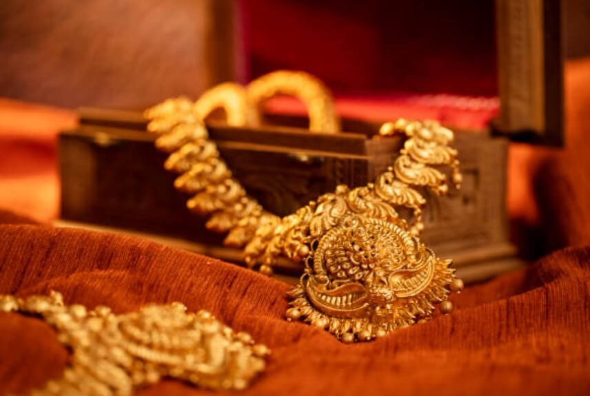 애인에게금시계받는꿈
금시계받는꿈