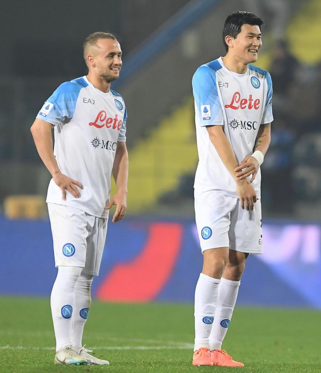 축구선수 김민재