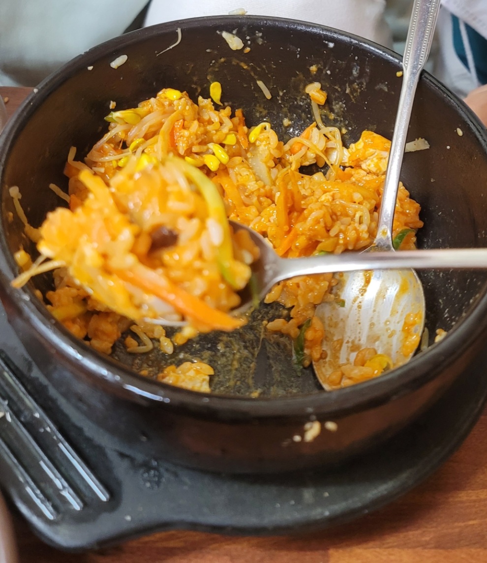 뺑골집-콩나물비빔밥-한숟갈