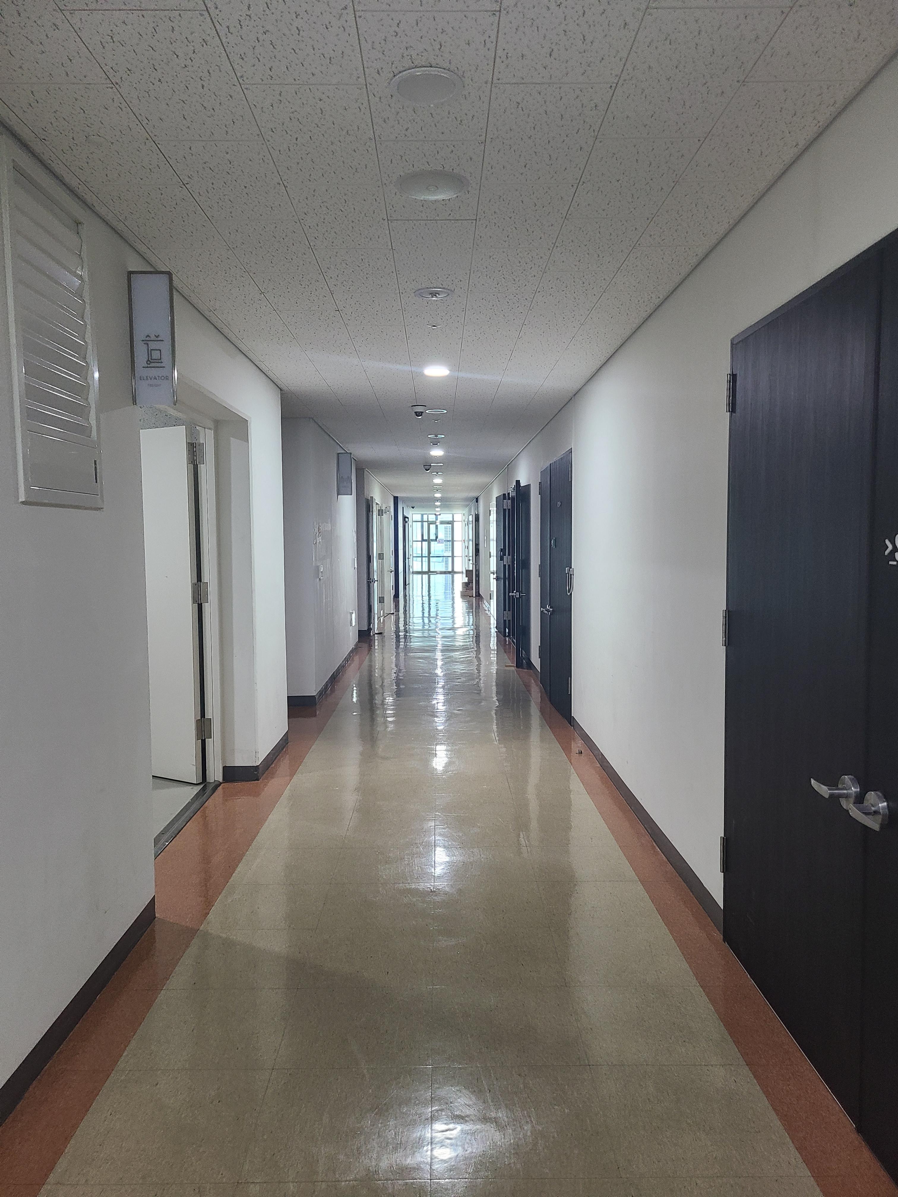 성수 생각공장 데시앙플렉스 섹션오피스8