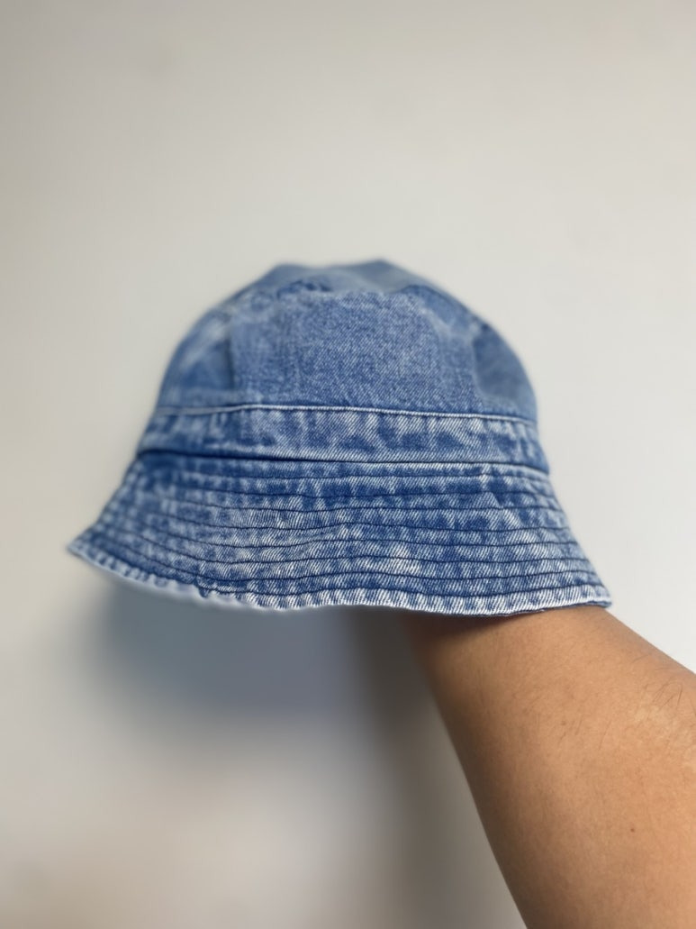 루오에스펙(LUOESPAC) 오버핏 워싱 데님 라인 버킷햇(라이트데님)