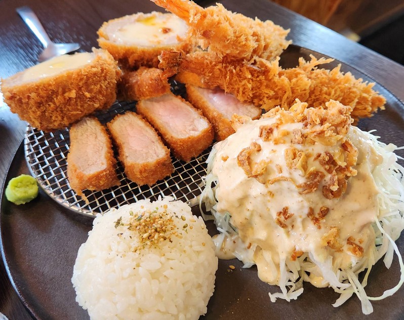 치즈가츠가 압도적이라는 일산 가츠잇, 수제돈가스의 진짜 매력은?