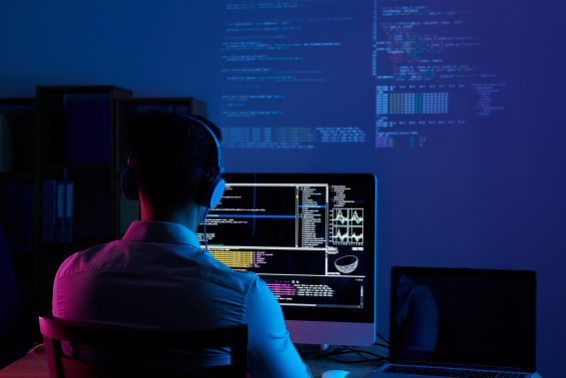 레거시 시스템 엔지니어(Legacy System Engineer): 사라지지 않는 IT의 숨은 영웅