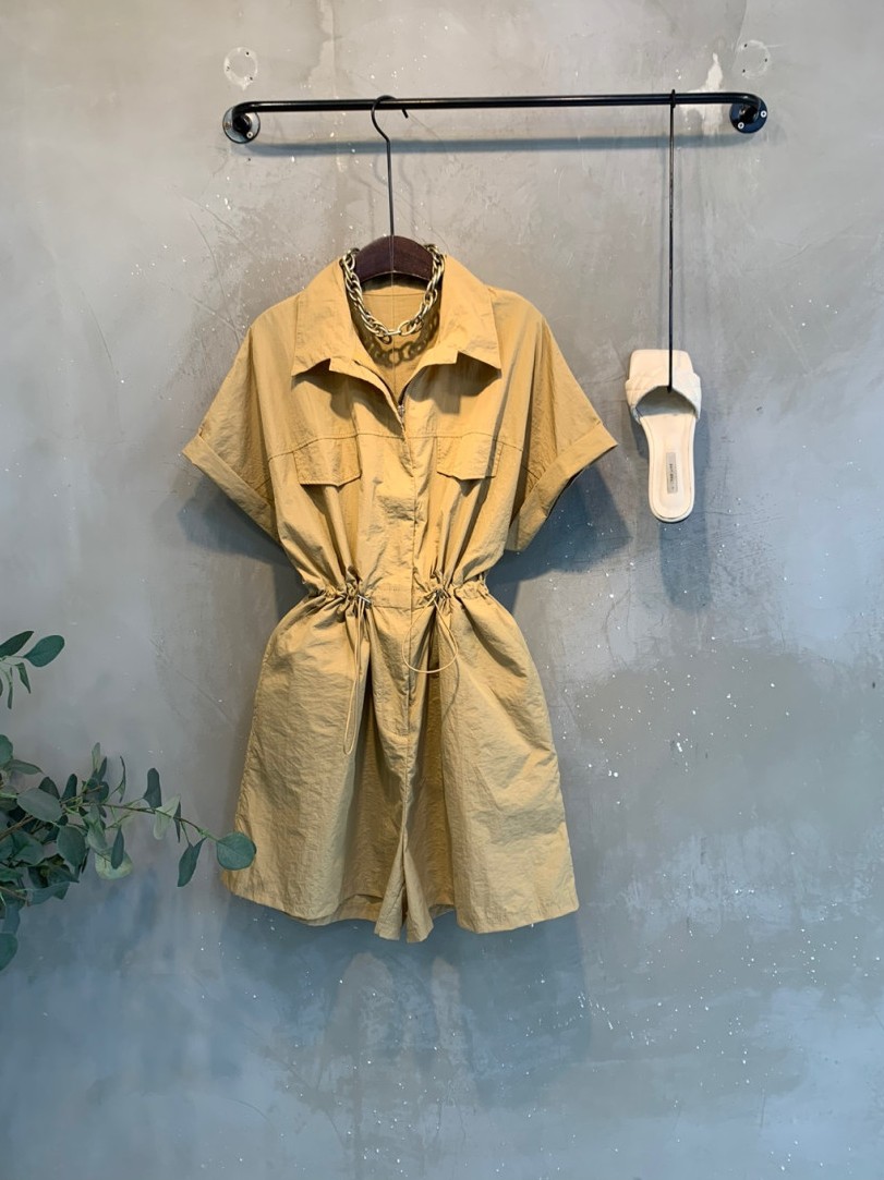 씨샵인더룸 신시아 바스락 카라 포켓 스트링 집업반바지 점프슈트