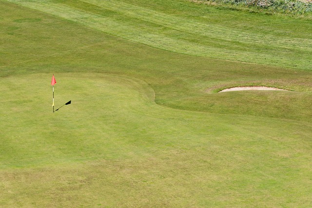 벙커가 한개만 있는 9번홀