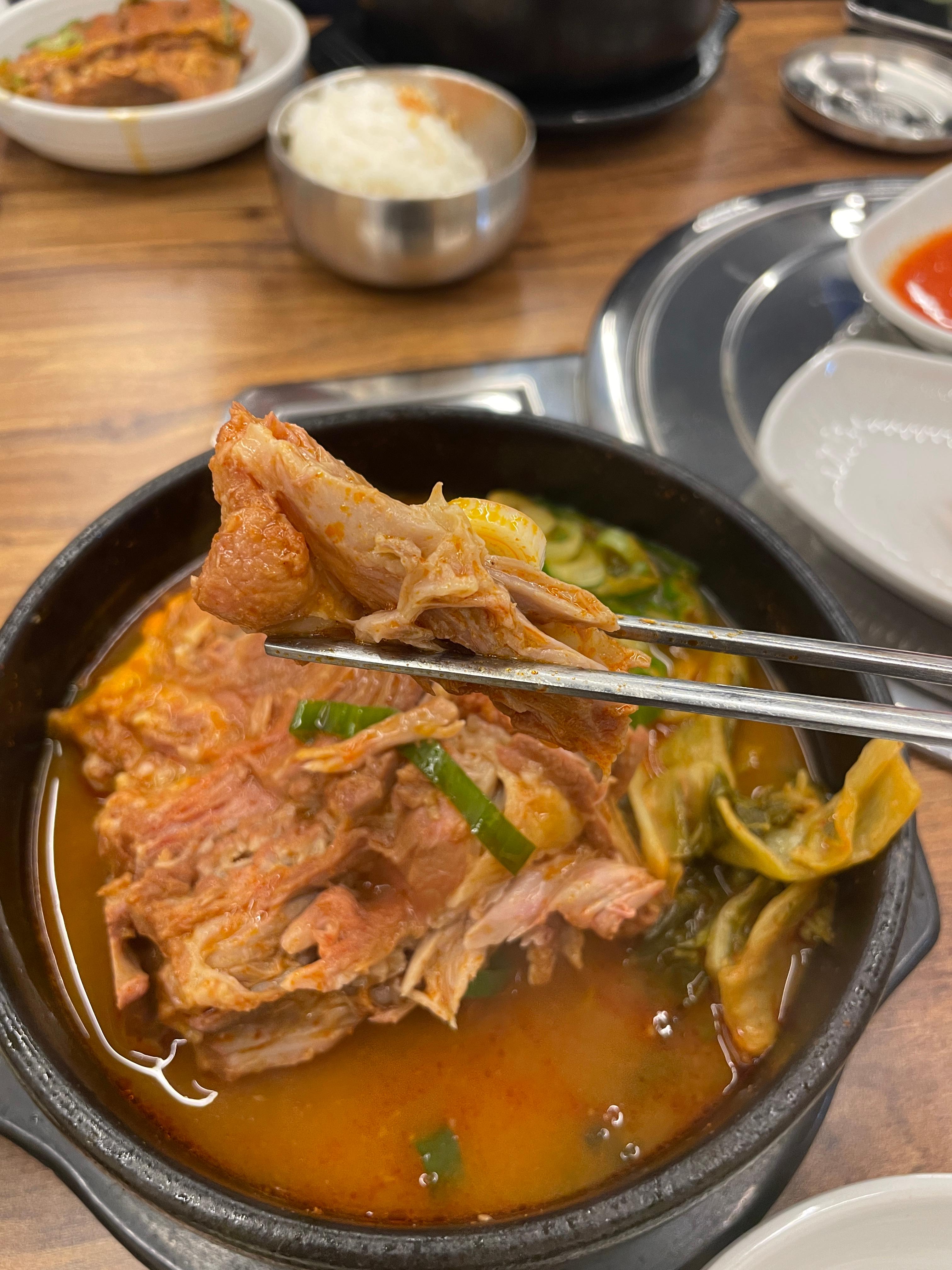 삼용이 감자탕 뼈해장국
