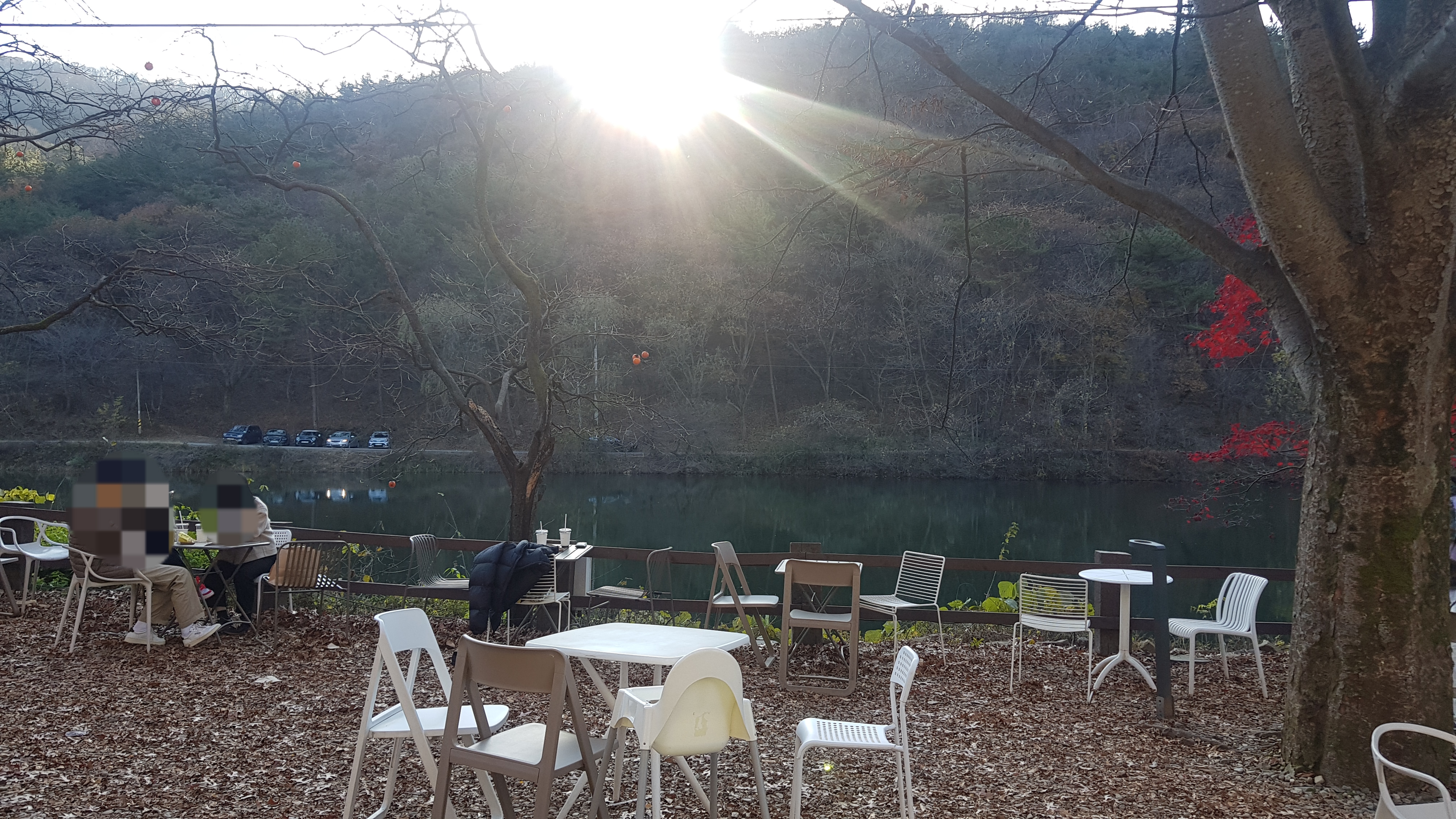 엔학고레 해질쯤 야외 자리