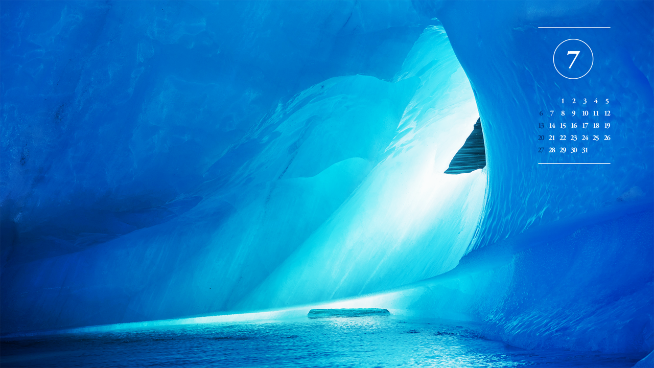 03 얼음 동굴 빛 A - 2025년7월 노트북배경화면