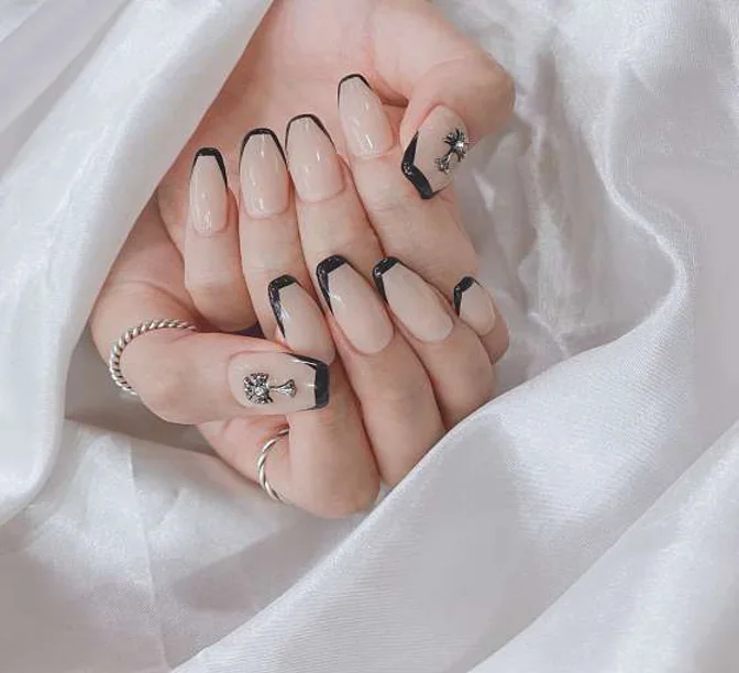 네일만남