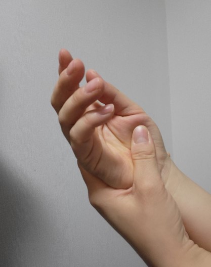 손가락 저림 원인관련 사진