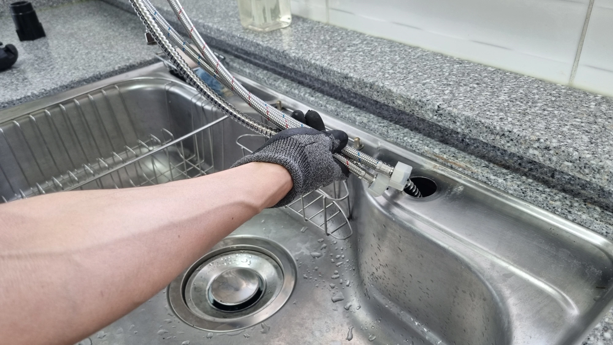 호스 끼우는 모습