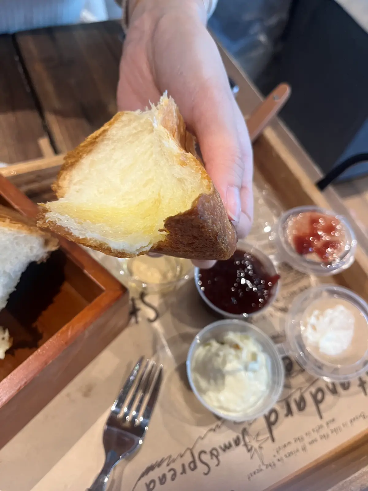 스탠다드브레드-도산-빵-단면