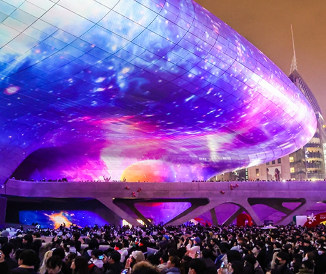 2025년 서울 여행 트렌드: 혼행부터 케데헌 체험