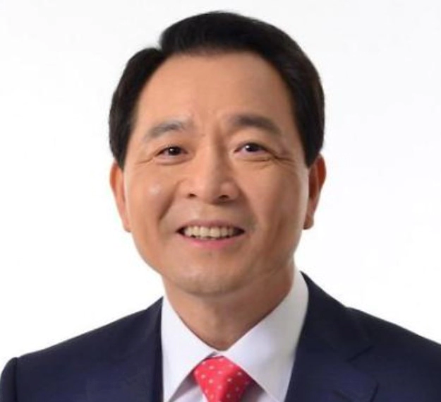 성일종 국회의원 프로필 나이 고향 학력 재산