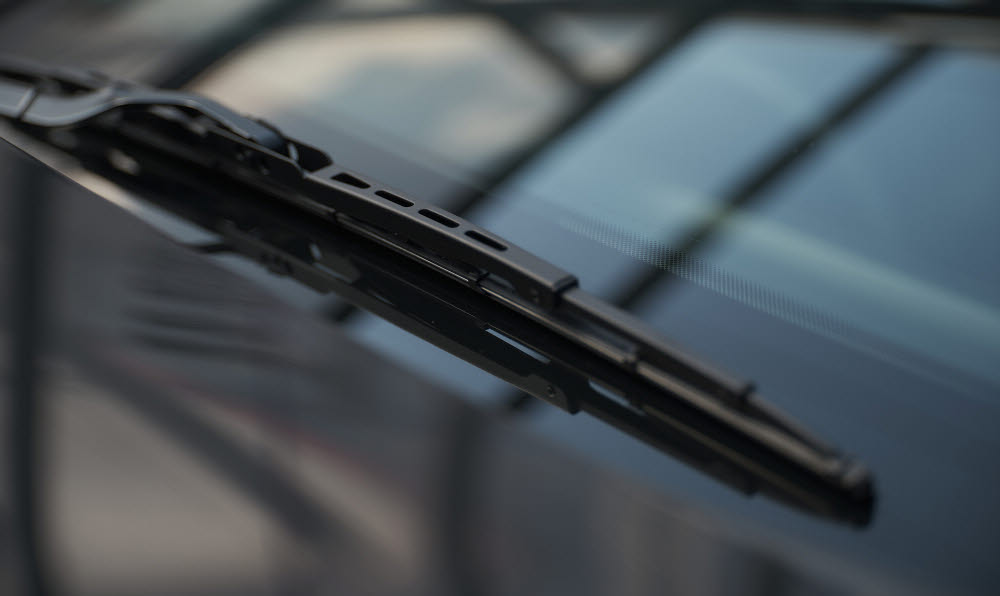 현대차 와이퍼, 와이퍼 규격표, 현대차종별 와이퍼, 자동차 소모품 교체, 와이퍼 사이즈, 아반떼 와이퍼, 쏘나타 와이퍼, 그랜저 와이퍼, SUV 와이퍼 정보, 차량용품 정보, 운전 필수 정보, 차량 안전, 후면 와이퍼, 운전석 와이퍼, 조수석 와이퍼, 현대자동차, 와이퍼 교체 가이드, 자동차 유지보수, 차량 매뉴얼 확인, 와이퍼 전용 규격