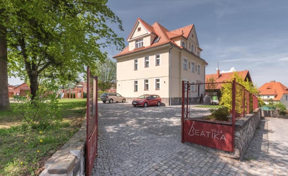 호텔 빌라 베티카