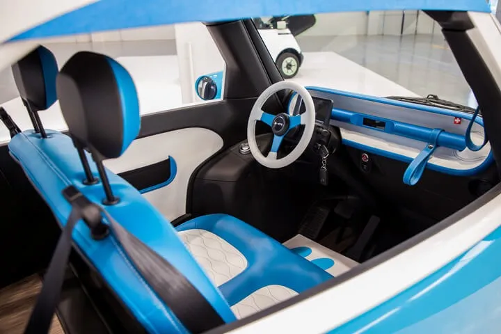 마이크로리노 스피아기나 실내