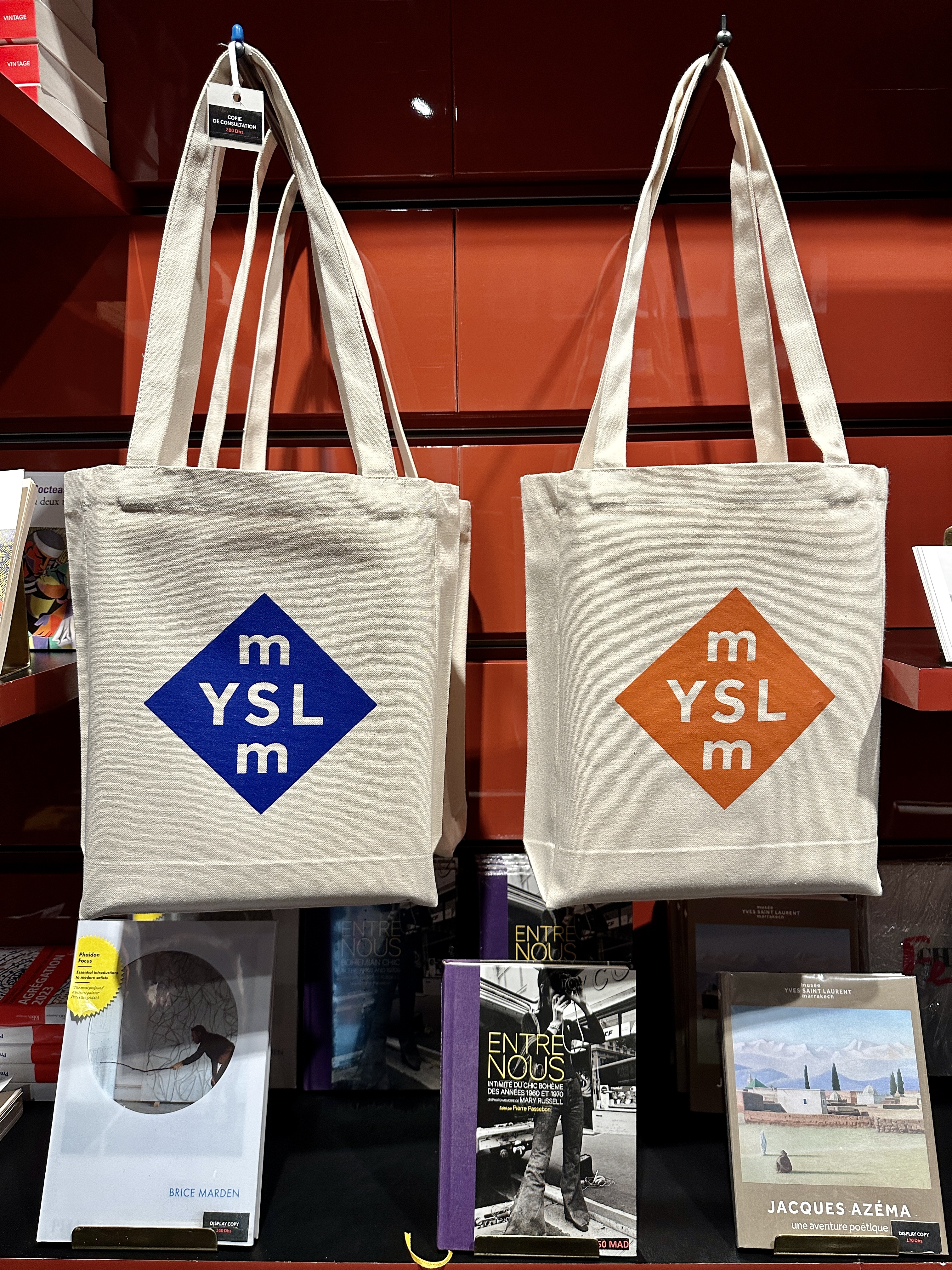 입생로랑 박물관 기념품 가게 에코백