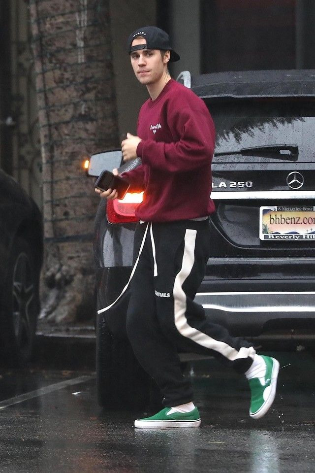 저스틴 비버 피어오브갓 착용