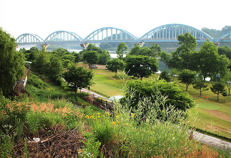 충청북도 충주호 목행파크골프장 소개