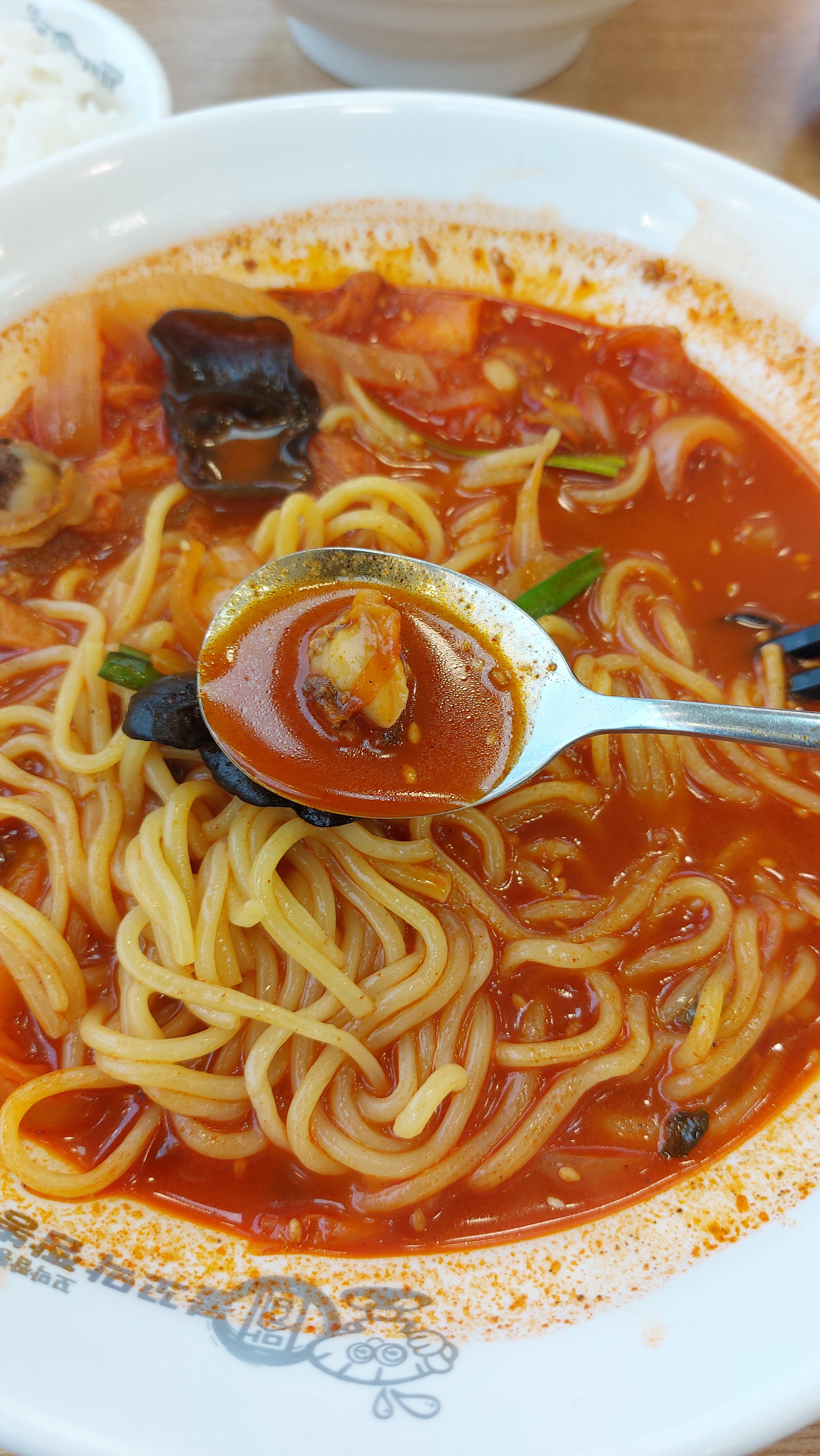 꼬막이 까져 있어서 먹기 편합니다