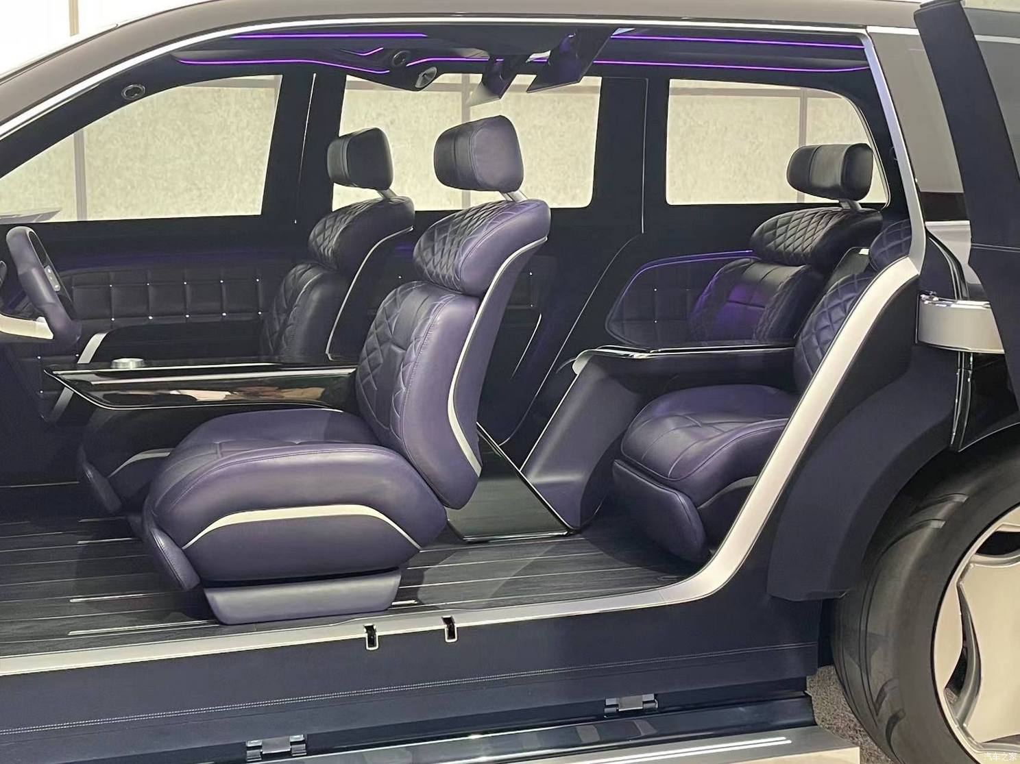 제네시스 네오룬 컨셉트