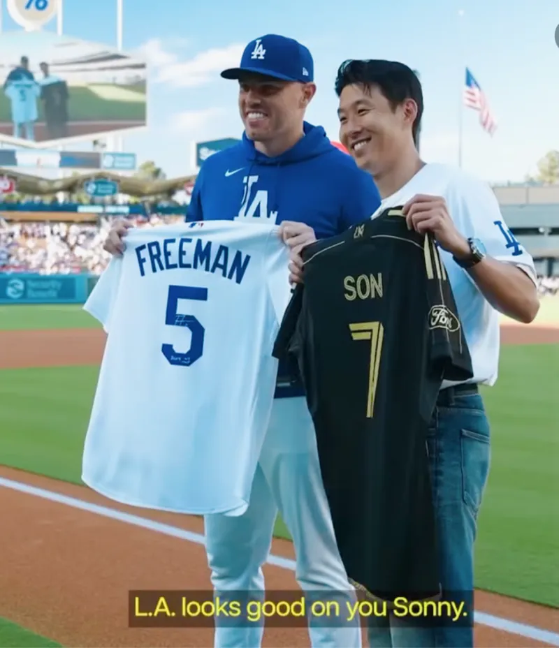 손흥민 시구&amp;#44; 뷔 시구&amp;#44; MLB 시구&amp;#44; 메이저리그 시구&amp;#44; 손흥민 MLB&amp;#44; 뷔 MLB&amp;#44; 다저스타디움 시구&amp;#44; 양키스타디움 시구&amp;#44; MLB 시구 비교&amp;#44; 시구 레전드&amp;#44; MLB 역대 시구&amp;#44; 조지 부시 시구&amp;#44; 버락 오바마 시구&amp;#44; 50센트 시구&amp;#44; 시모네 바일스 시구&amp;#44; 유현진 배지현 시구&amp;#44; K스타 시구&amp;#44; 한류 스타 시구&amp;#44; MLB 팬 서비스&amp;#44; 뷔 손흥민 브로맨스&amp;#44; 뷔 팬 서비스&amp;#44; 손흥민 글로벌 인기&amp;#44; K팝 메이저리그 진출&amp;#44; 메이저리그 한류&amp;#44; MLB 문화 마케팅&amp;#44; 스포츠 퍼포먼스&amp;#44; 한국 연예인 시구&amp;#44; 손흥민 뷔 직캠&amp;#44; 시구 레전드 영상