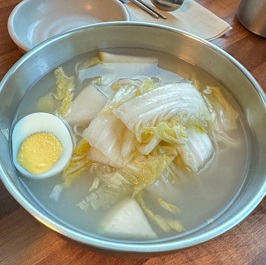 동치미국수