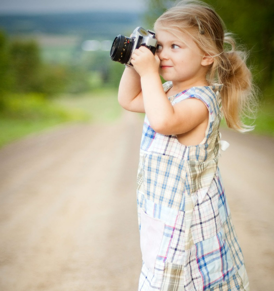 어린 시절 사진, 어디까지 공개해도 괜찮을까