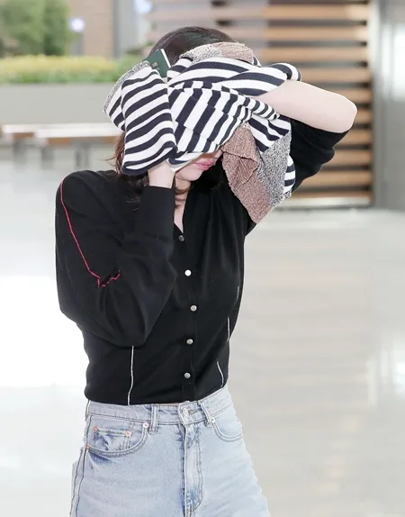 전종서 공항 논란