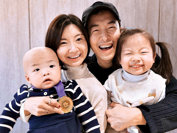 최필립 권은혜 부인