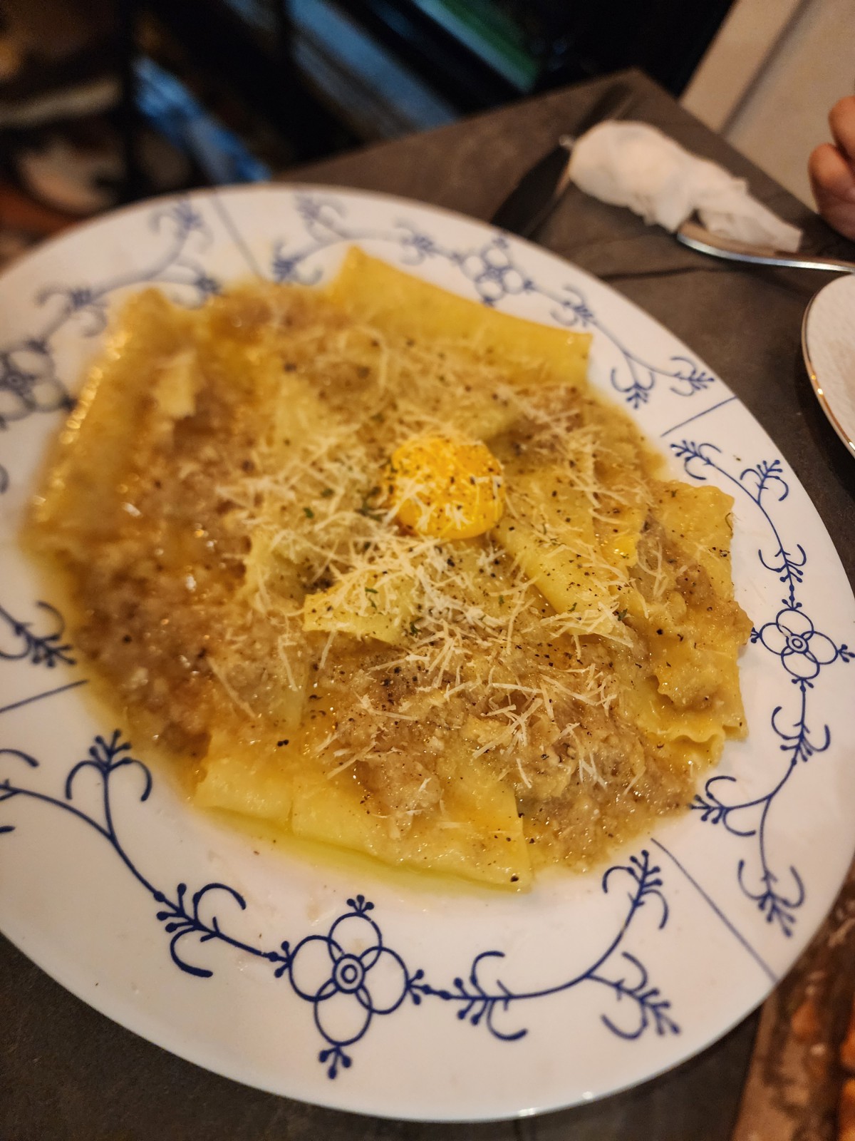 카치오 페페 행커치프