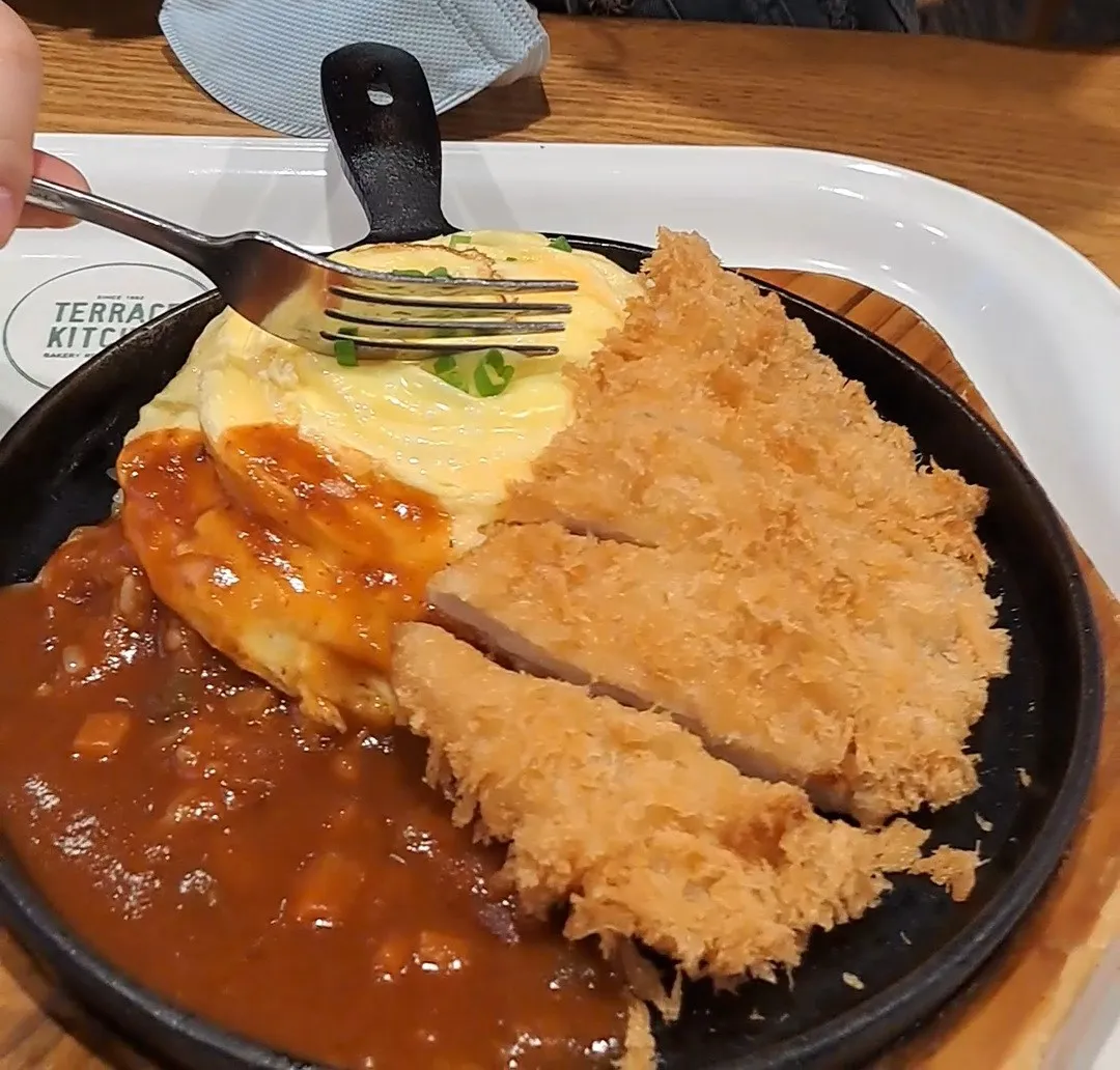 대전-성심당-테라스키친-치킨까스-오므라이스-초등아이-회오리-메뉴