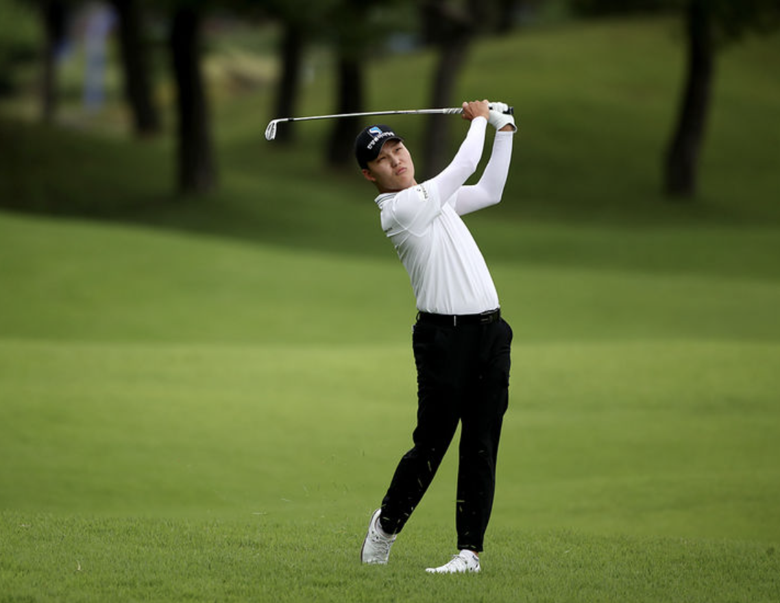 우리금융 챔피언십 1라운드 단독선두 '강태영'