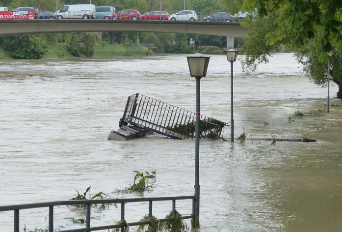 차량침수 - 침수차량보상 / 차량 침수 피해 보상 / 침수차량 구별법