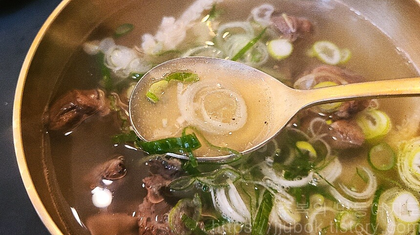 진주옥-곰탕-육수