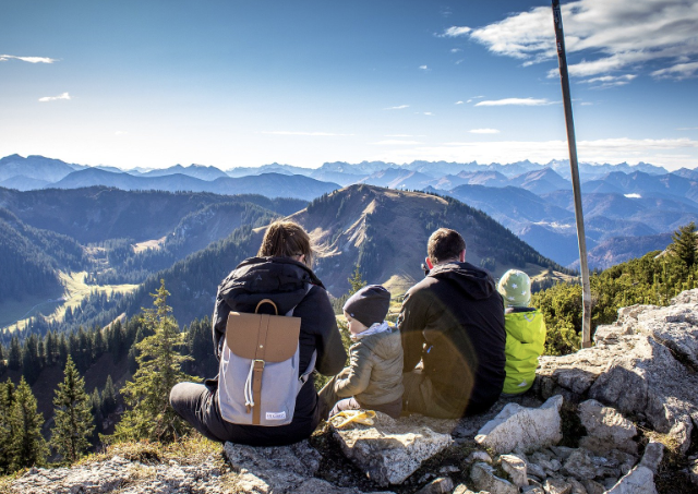 2025-연말정산-미리보기-서비스