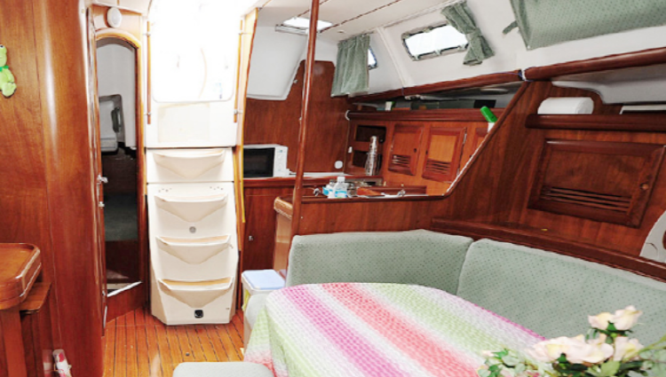 거제 해양레포츠센터 크루저