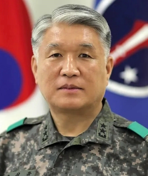 고성균 장군 프로필 나이 고향 학력 유튜브