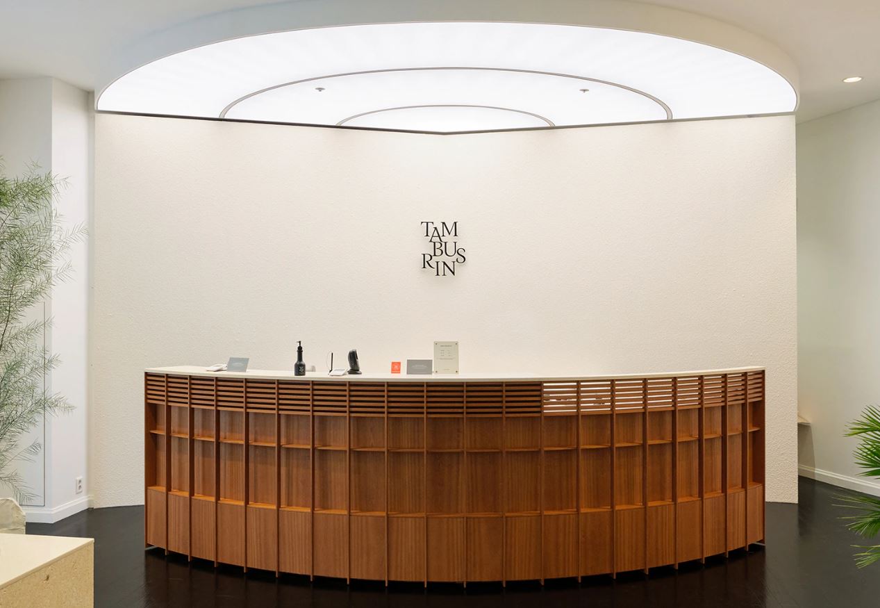 젠틀몬스터의 또다른 브랜드. 탬버린즈