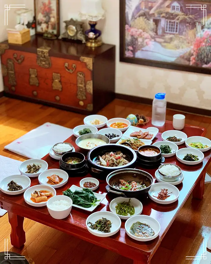 식객 허영만 백반기행 김용림 편 간장게장 갈비찜 24첩 시골밥상 한옥마을 한정식 김포 맛집 소개