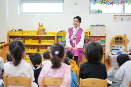 임혜숙(13기) 이야기할머니 활동 모습(인천 청라 모아미래도어린이집)