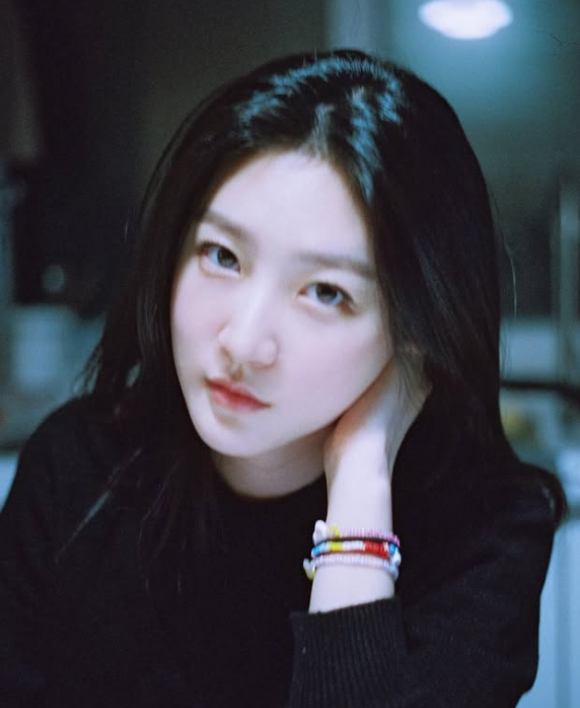 지난 16일 배우 김새론이 사망한 가운데, NYT·CNN 등 주요 외신이 이를 보도하며 한국 연예산업의 문제점을 언급해 주목된다. 사진은 김새론 인스타그램. [사진=김새론 인스타그램]