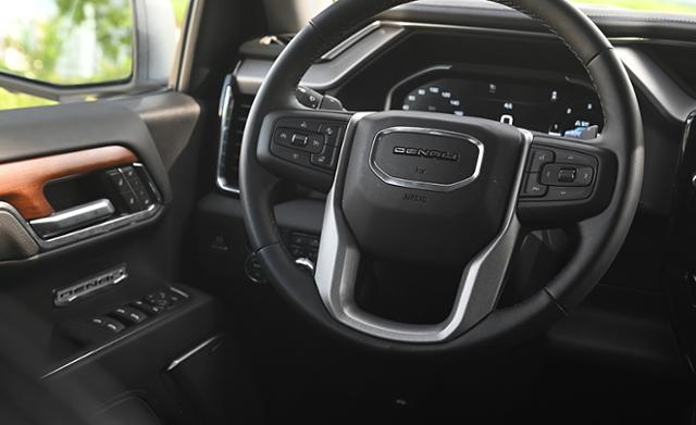 GMC 시에라 드날리