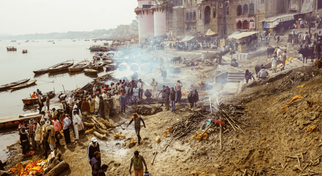 갠지스 강 가트(Ghat) 의식1