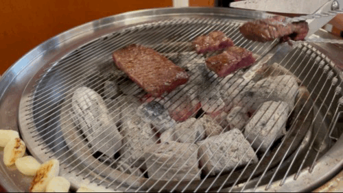 수원 영통 맛집 영포화로 - 화로위에 살치살 커팅 영상