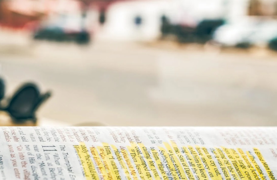 40대가 인생의 전환점을 맞이할 때 도움이 되는 성경 구절