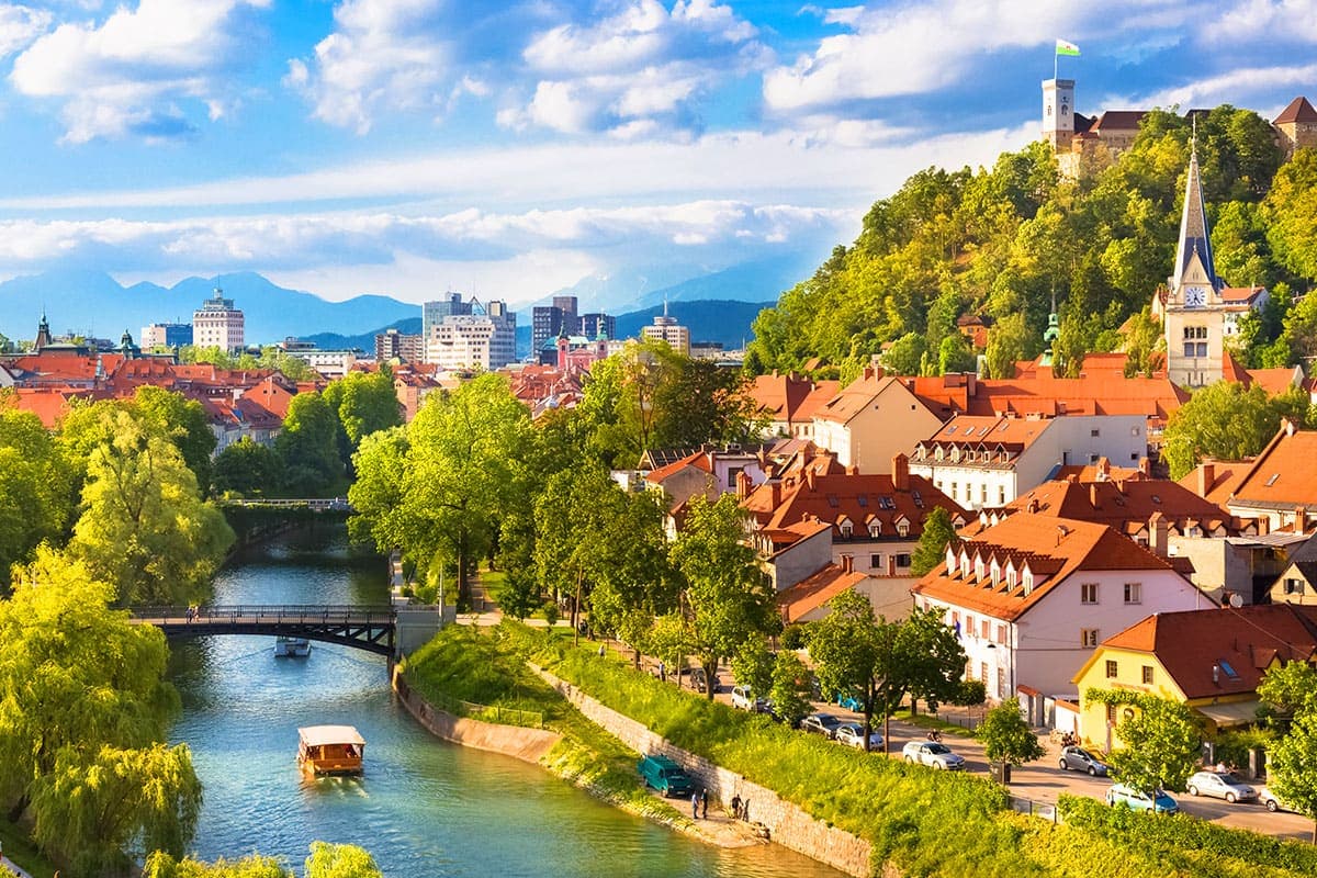 자연 치유법으로 생리통을 완화하는 방법