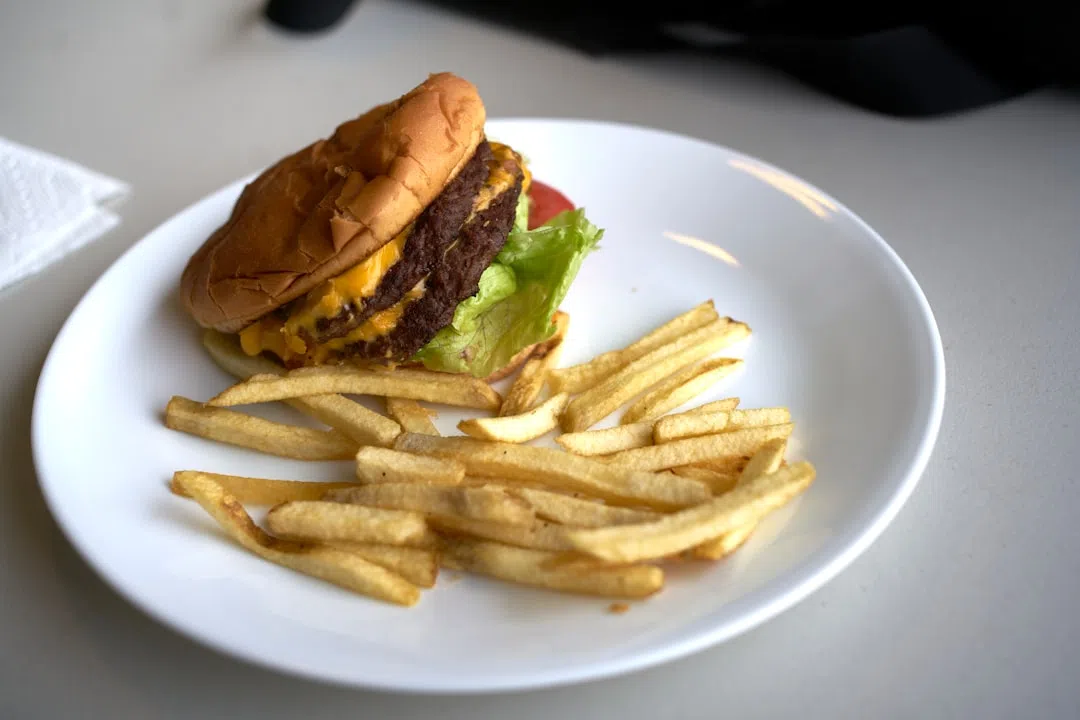 맥도날드 M오더 주문 방법 (맥도날드 할인 받기 feat.맥도날드 M오더)