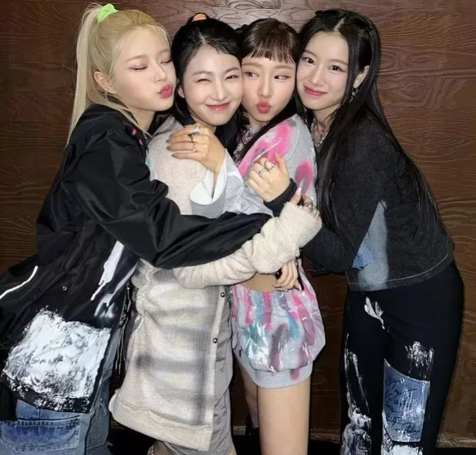 피프티 피프티 5인조 컴백 키나